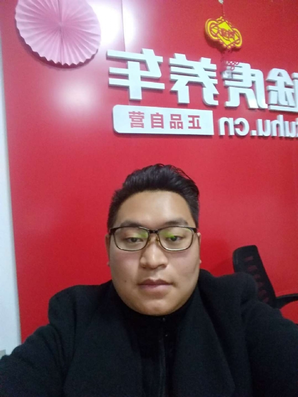 向上倾斜45度的第一张照片--沙县相亲网