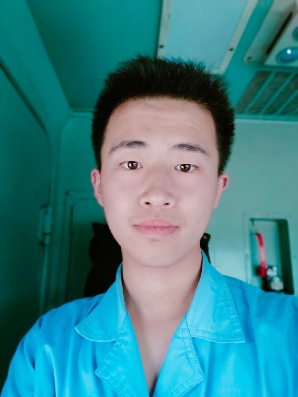 生而为人的第四张照片--沙县相亲网